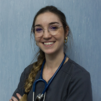 Araceli Hidalgo - Veterinaria