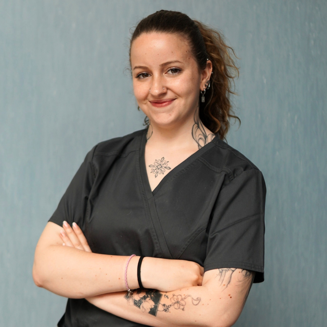 Natalia Ramirez  -  Veterinaria