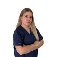 Aranzazu Maestre - Auxiliar Veterinaria